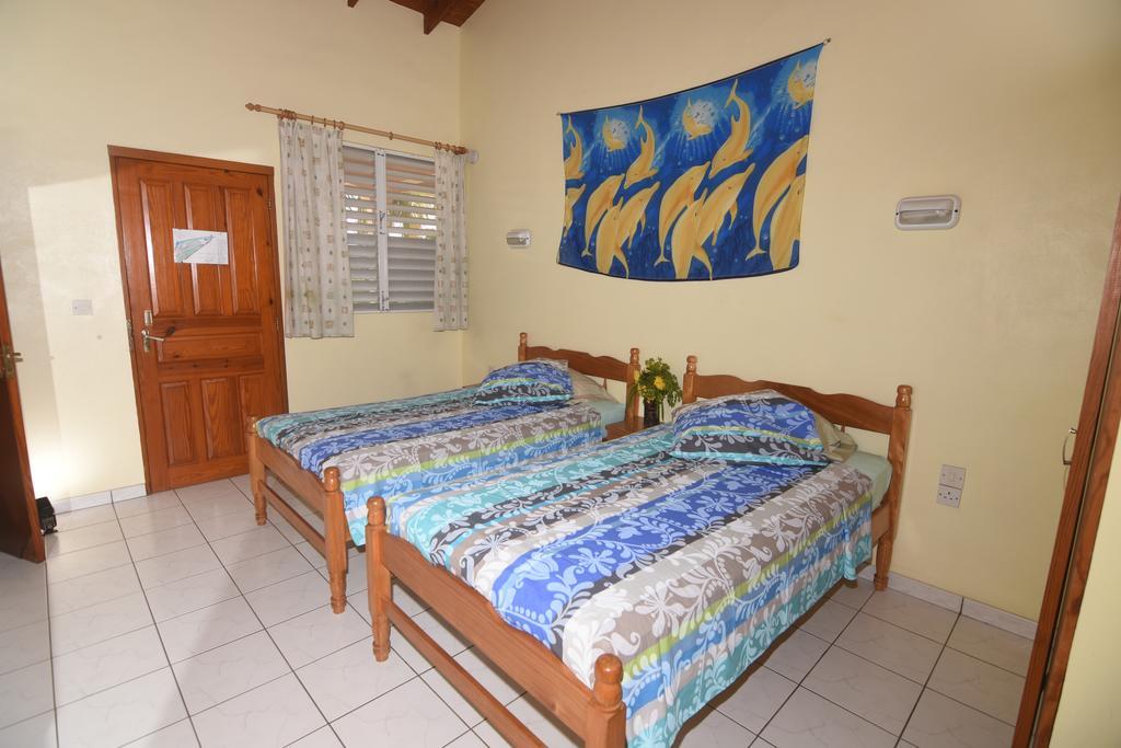 Sunset Bay Club & Seaside Dive Resort Salisbury Εξωτερικό φωτογραφία
